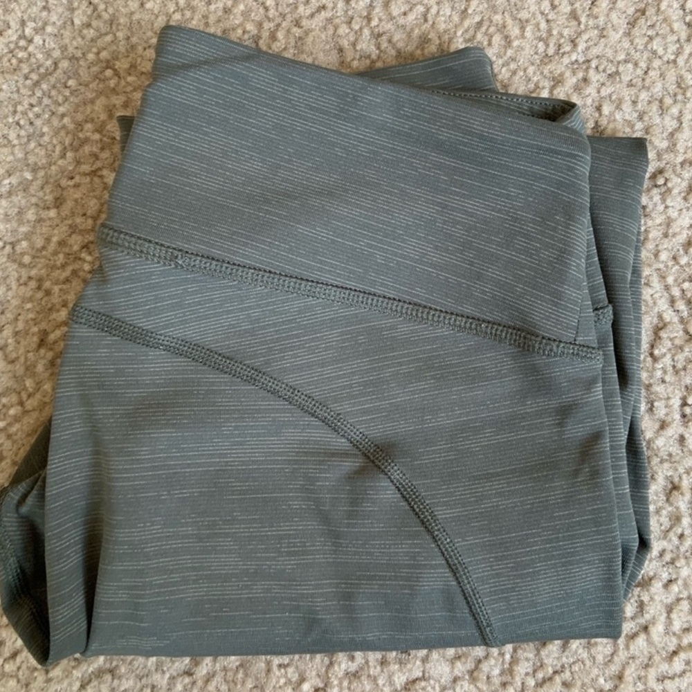 Outdoor Voices Tech Sweat 7/8 Leggings M Olive Green yoga sports workout